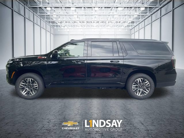 New 2026 Chevrolet Suburban Z71 w/ Z71 Off-Road Package AWD/4WD image 5