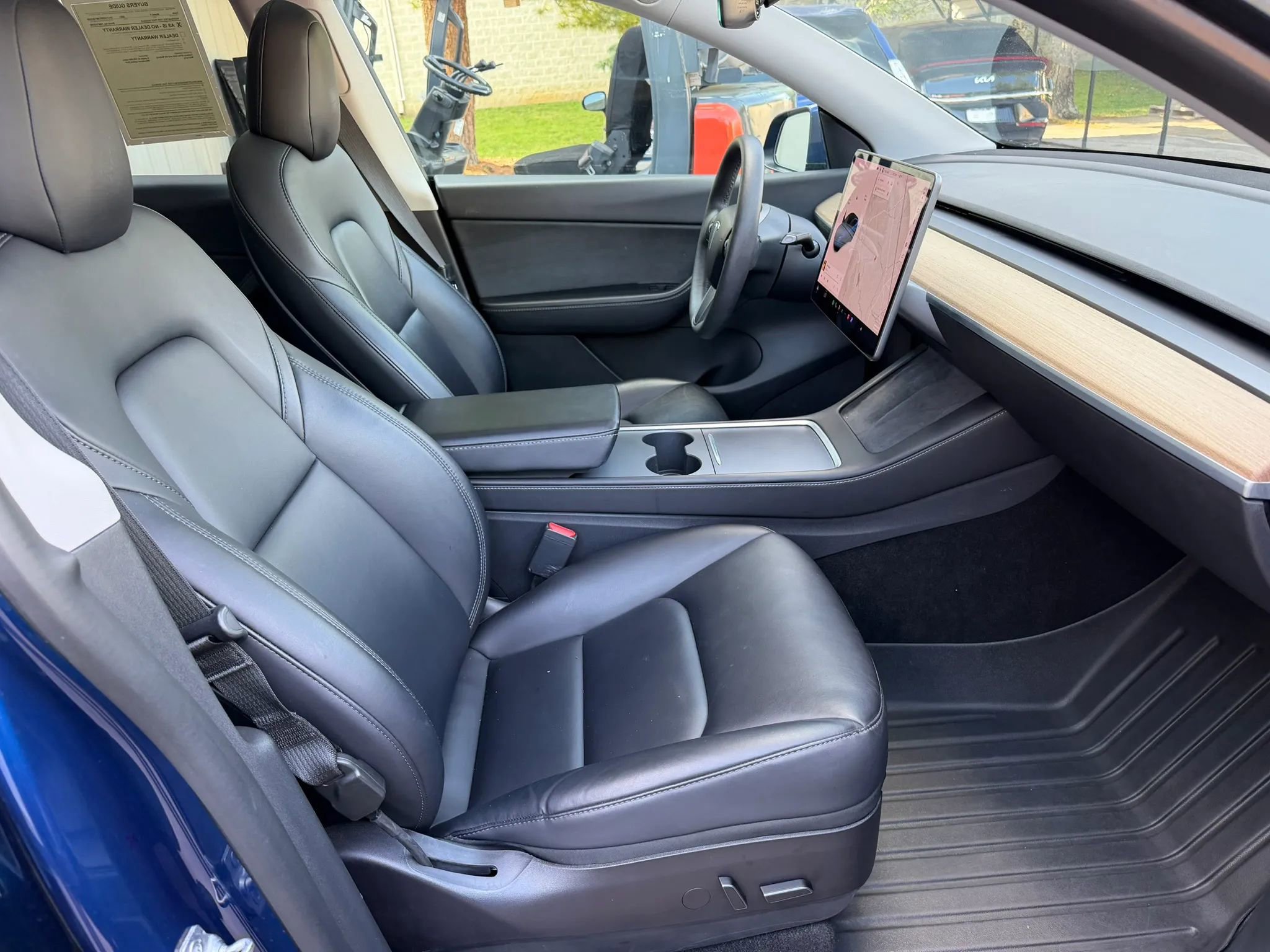 Used 2021 Tesla Model Y Long Range AWD/4WD image 22