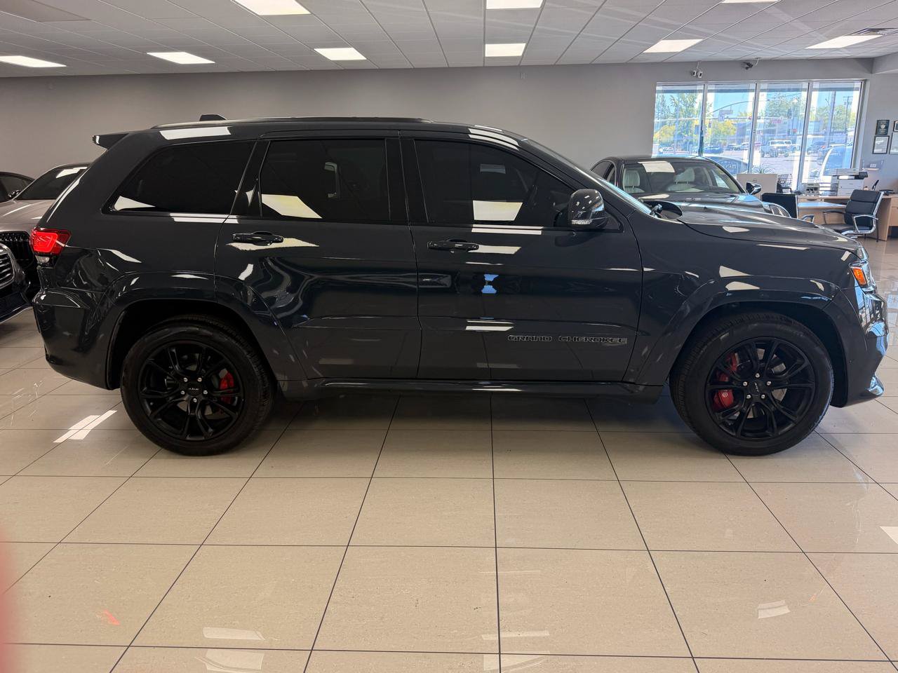 Used 2017 Jeep Grand Cherokee SRT AWD/4WD image 50