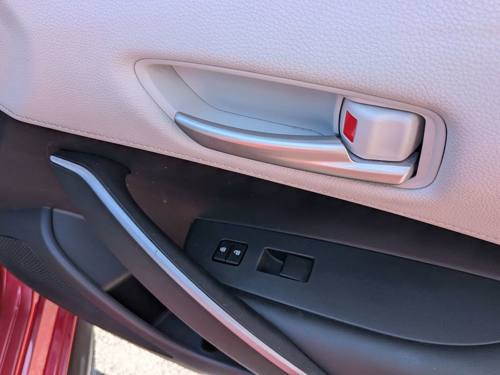 Used 2020 Toyota Corolla SE image 27