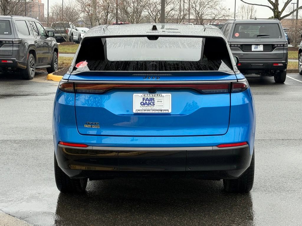 Used 2025 Jeep Wagoneer S Launch Edition image 8