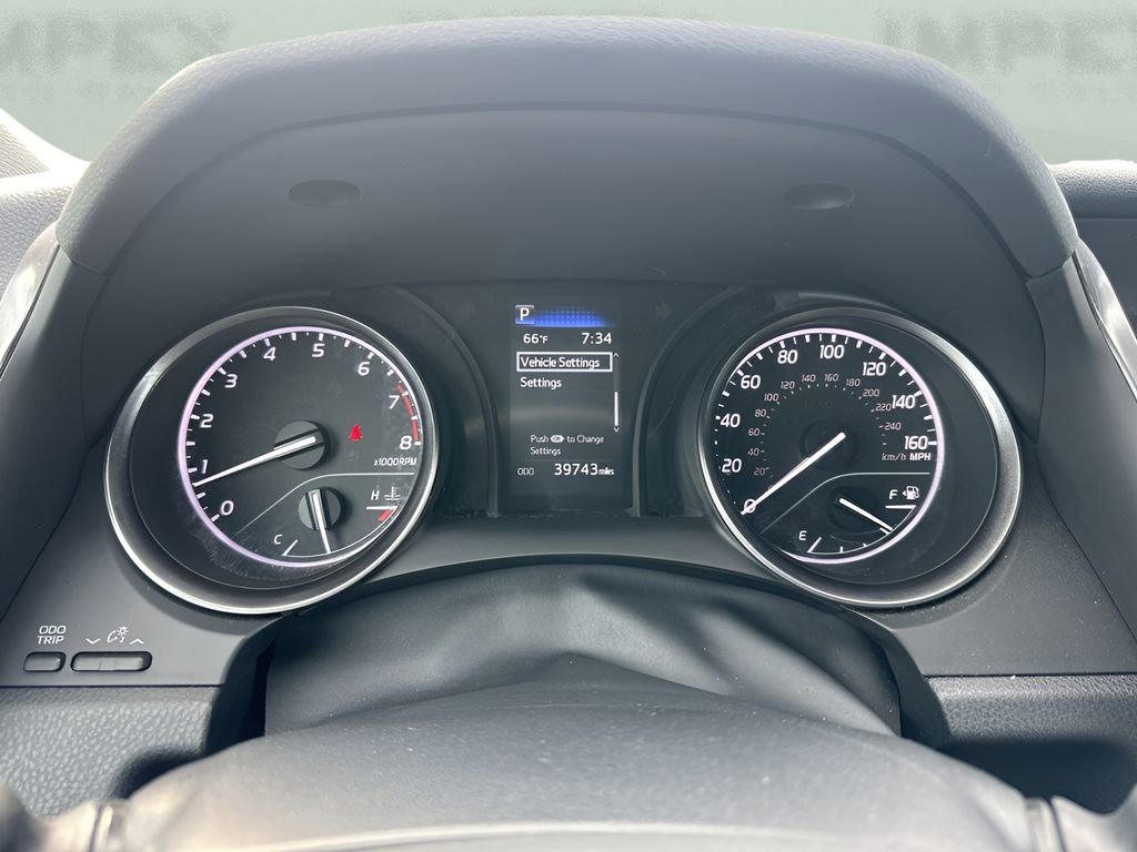 Used 2024 Toyota Camry SE image 20