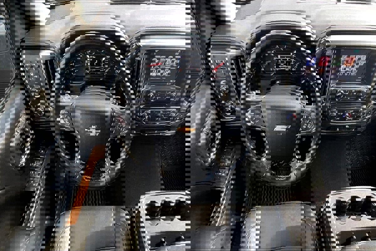 Used 2014 Chevrolet Silverado 1500 LTZ AWD/4WD image 9