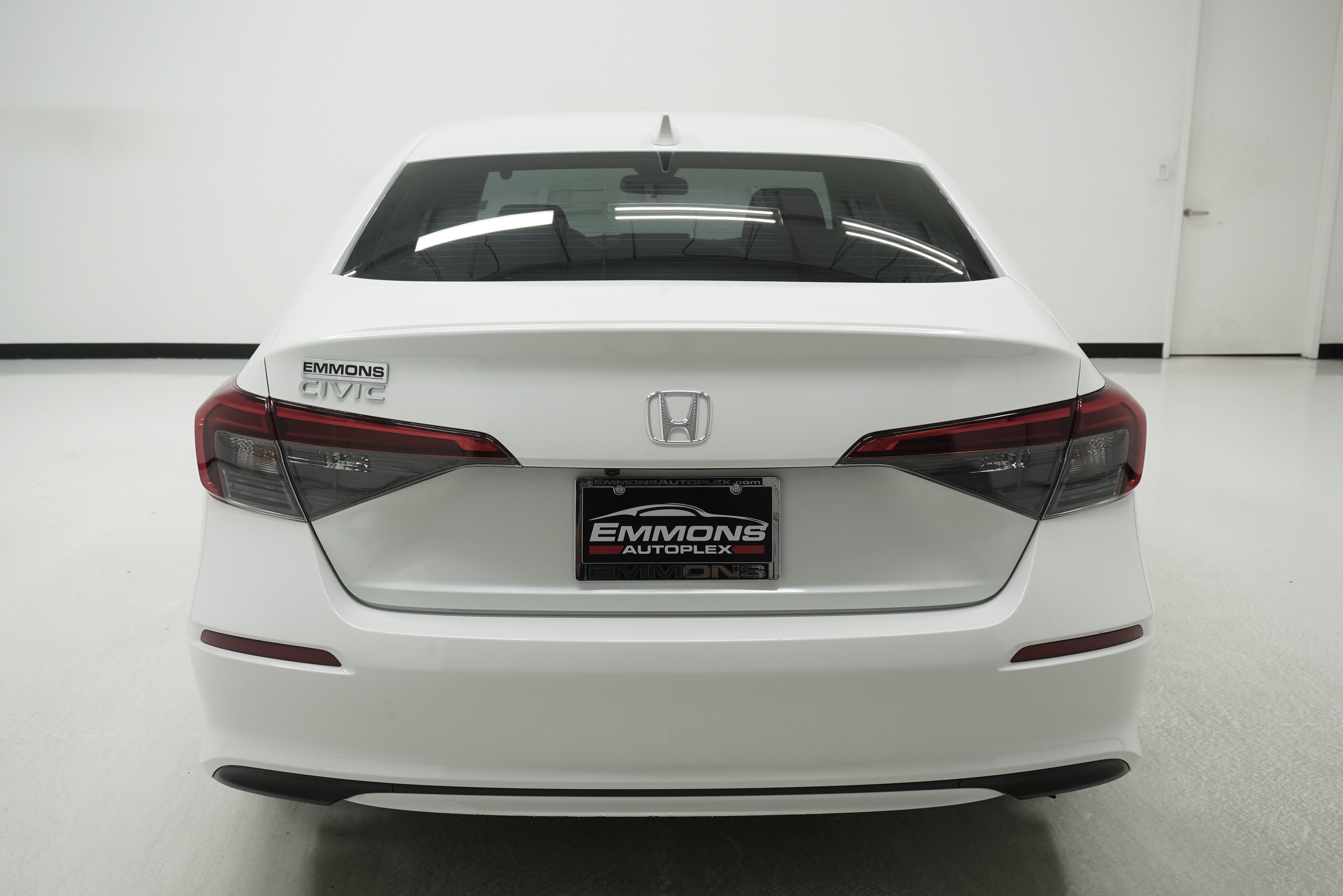 Used 2023 Honda Civic LX image 5