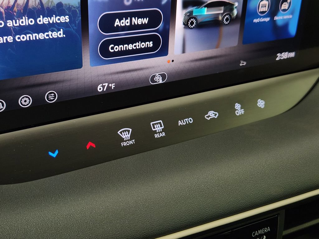 New 2026 Nissan Leaf w/ Floor Mat Package (S+) FWD image 21
