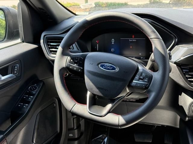 Used 2025 Ford Escape ST-Line AWD/4WD image 10