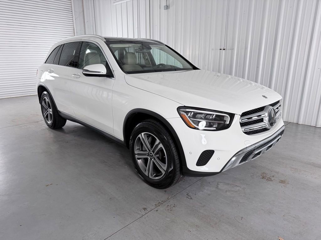 Used 2021 Mercedes-Benz GLC 300 image 3