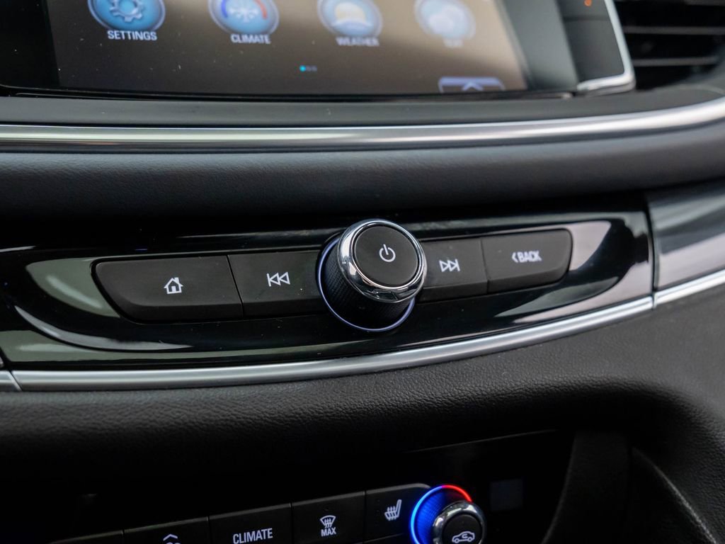 Used 2019 Buick Enclave Essence w/ LPO, Sport Appearance Package image 25