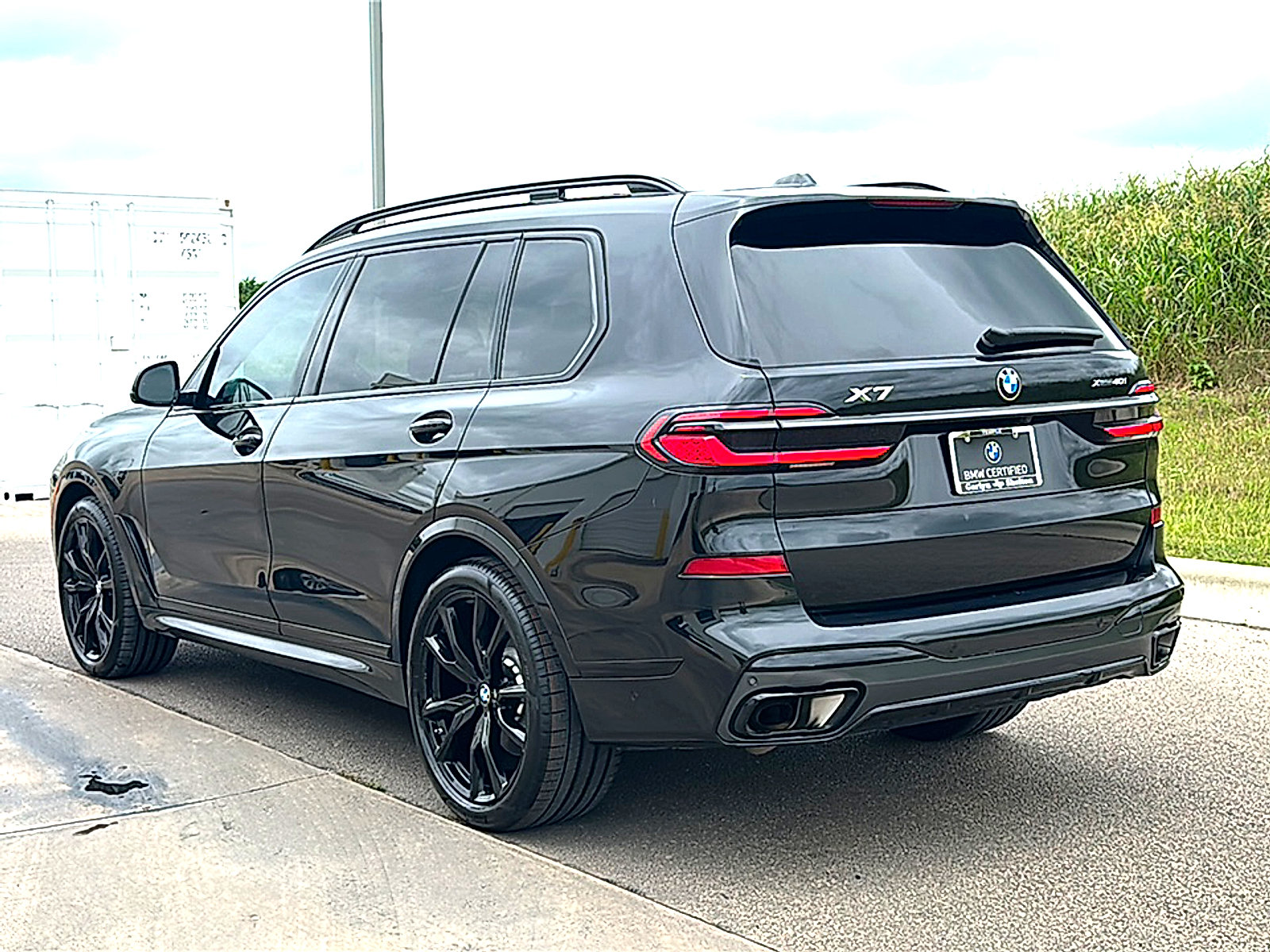 Used 2024 BMW X7 xDrive40i w/ Executive Package AWD/4WD image 6