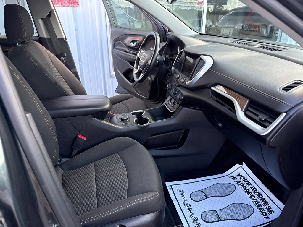 Used 2019 GMC Terrain SLE w/ Driver Convenience Package FWD image 15