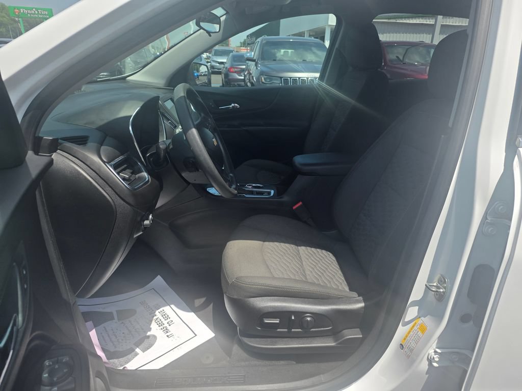 Used 2019 Chevrolet Equinox LT FWD image 9