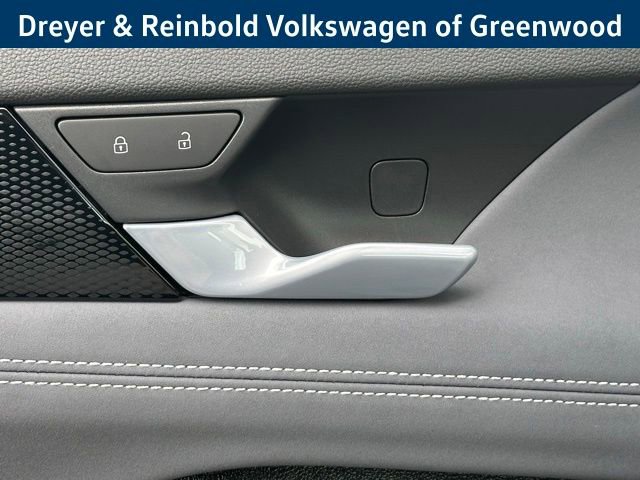 New 2026 Volkswagen Tiguan SE R-Line image 27