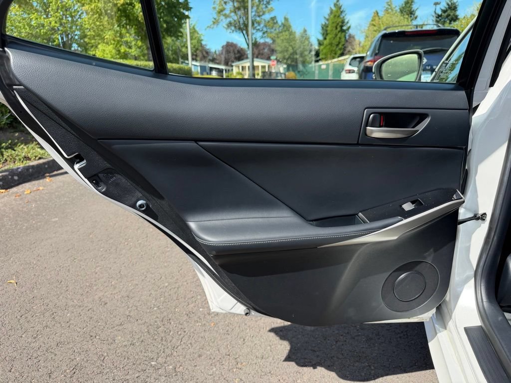 Used 2018 Lexus IS 300 AWD w/ Comfort Package image 30