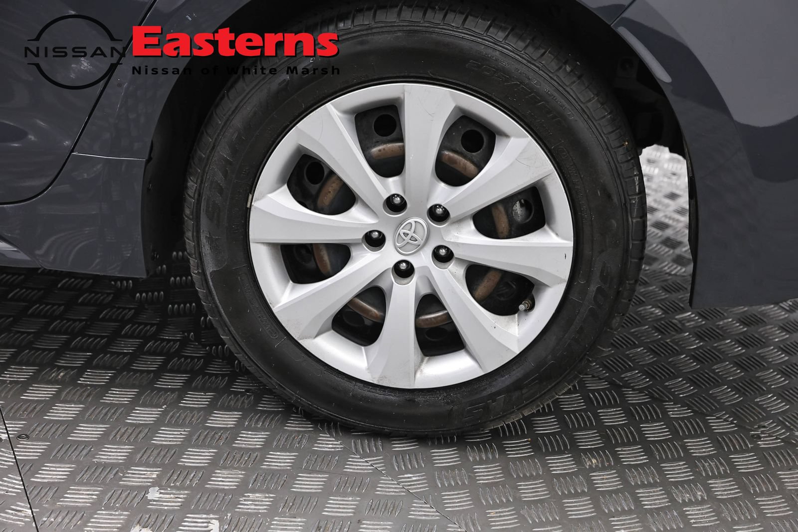 Used 2023 Toyota Corolla LE w/ Carpet Mat Package (TMS) FWD image 31