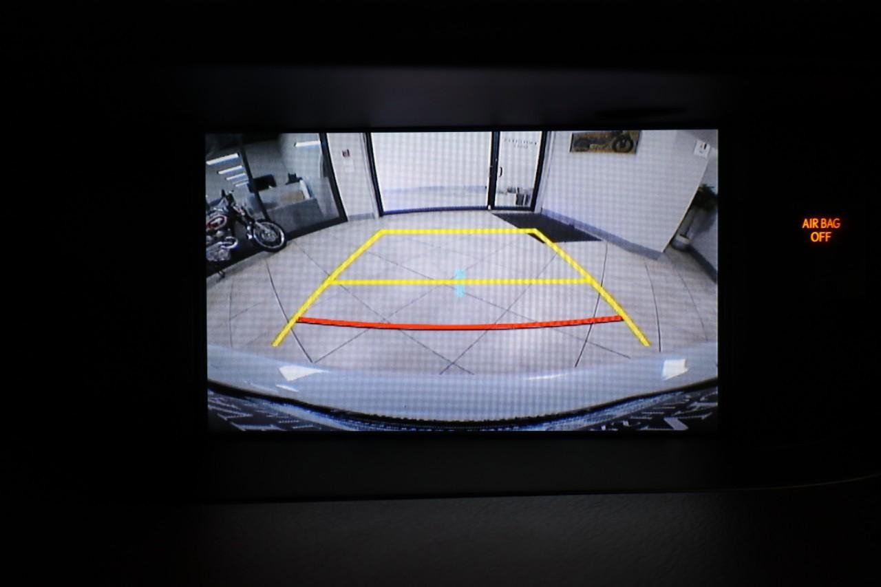 Used 2016 Lexus ES 350 w/ Luxury Package w/Wood Trim image 14