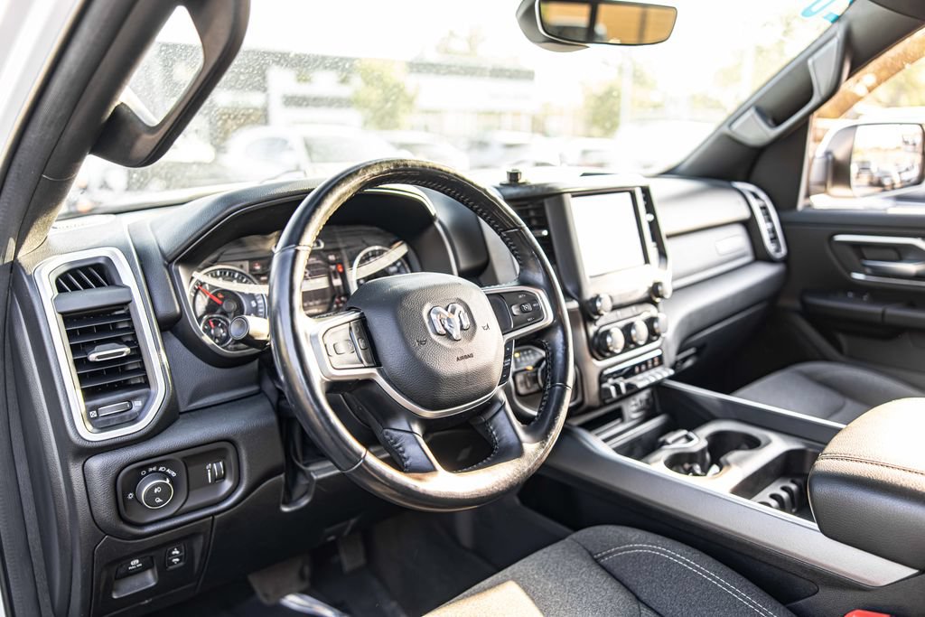 Used 2020 RAM 1500 Big Horn AWD/4WD image 13