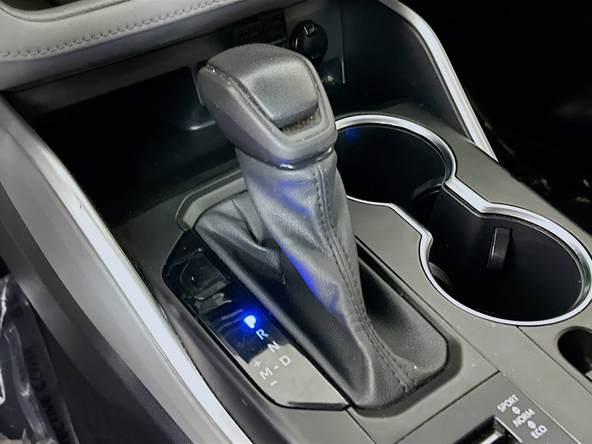 Used 2021 Toyota Highlander L image 21