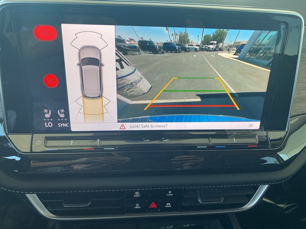 New 2025 Volkswagen Atlas SEL image 17
