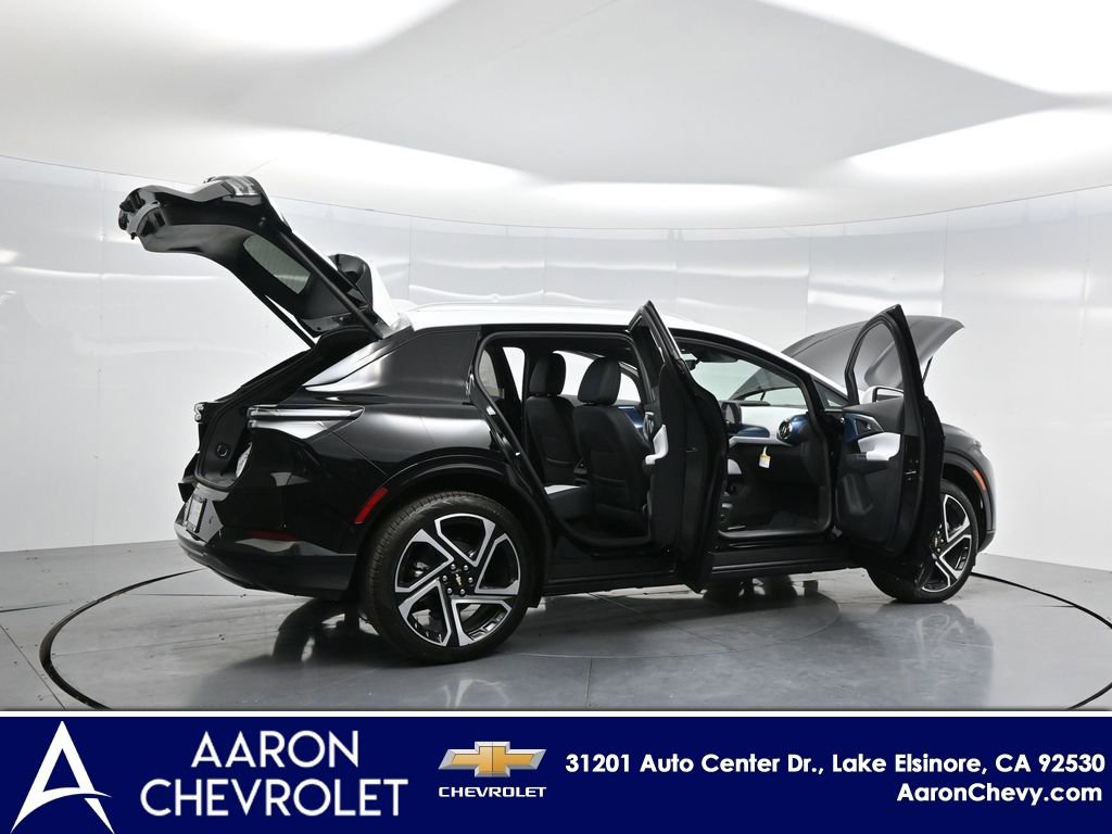 New 2025 Chevrolet Equinox EV LT w/ Convenience Package II AWD/4WD image 4