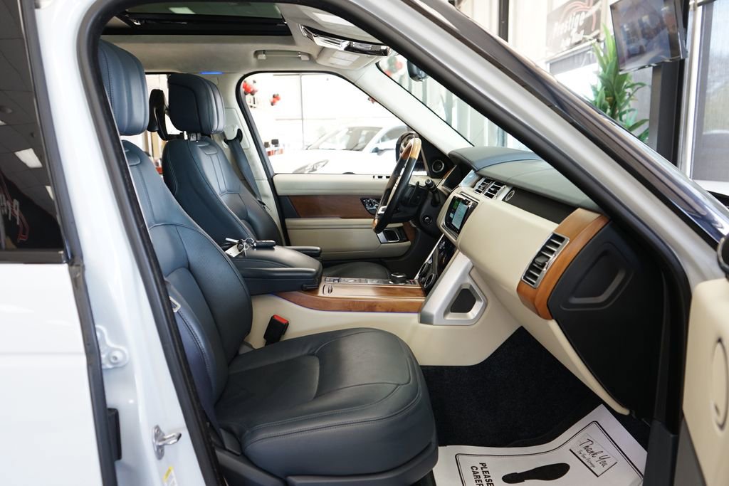 Used 2019 Land Rover Range Rover Long Wheelbase Supercharged image 51