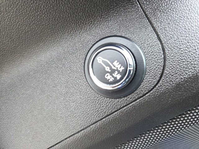 Used 2023 GMC Acadia SLT w/ Preferred Package image 39