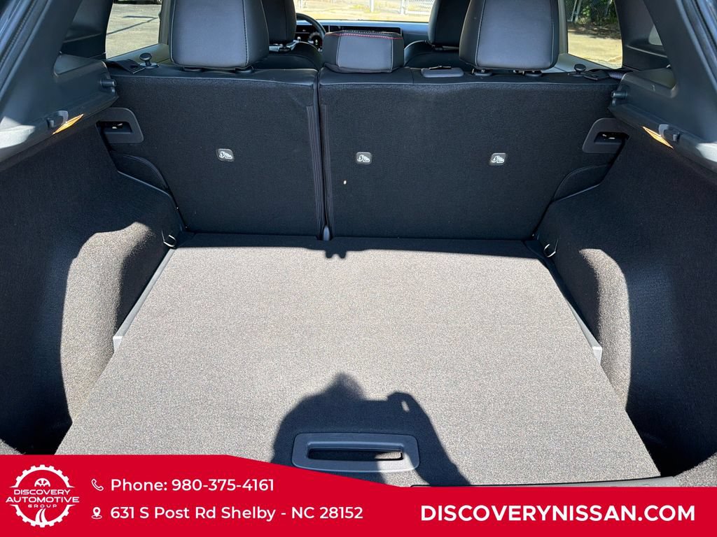 Certified 2026 Nissan Kicks SR w/ Cold Weather Package FWD image 33