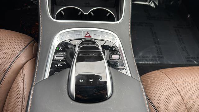 Used 2019 Mercedes-Benz S 560 Sedan image 19