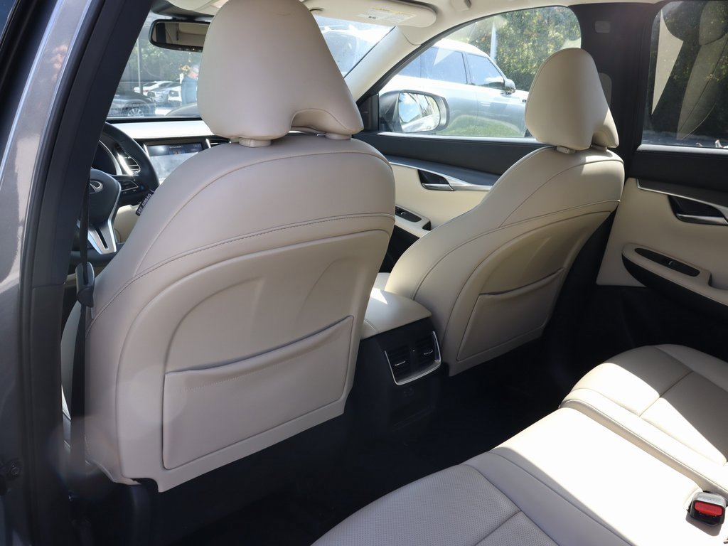 Certified 2022 INFINITI QX50 Luxe image 18