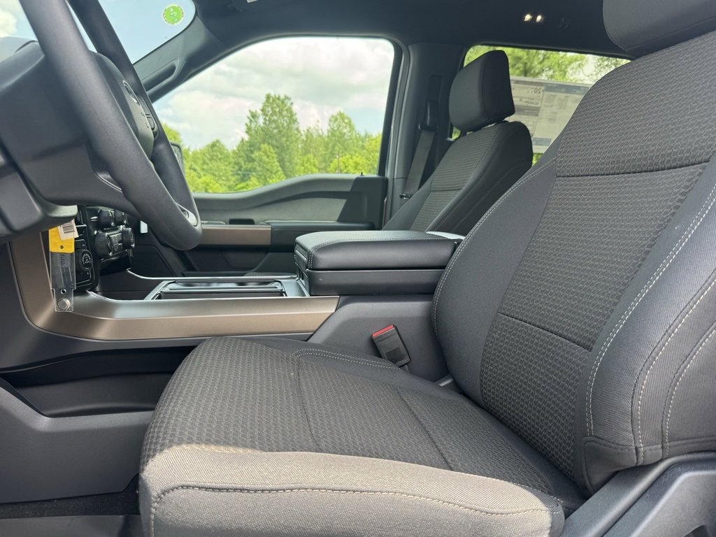 New 2025 Ford F150 STX w/ Equipment Group 201A FX4 image 15
