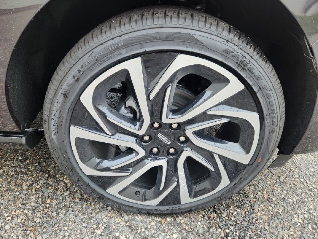 New 2026 Lincoln Navigator L Black Label AWD/4WD image 18