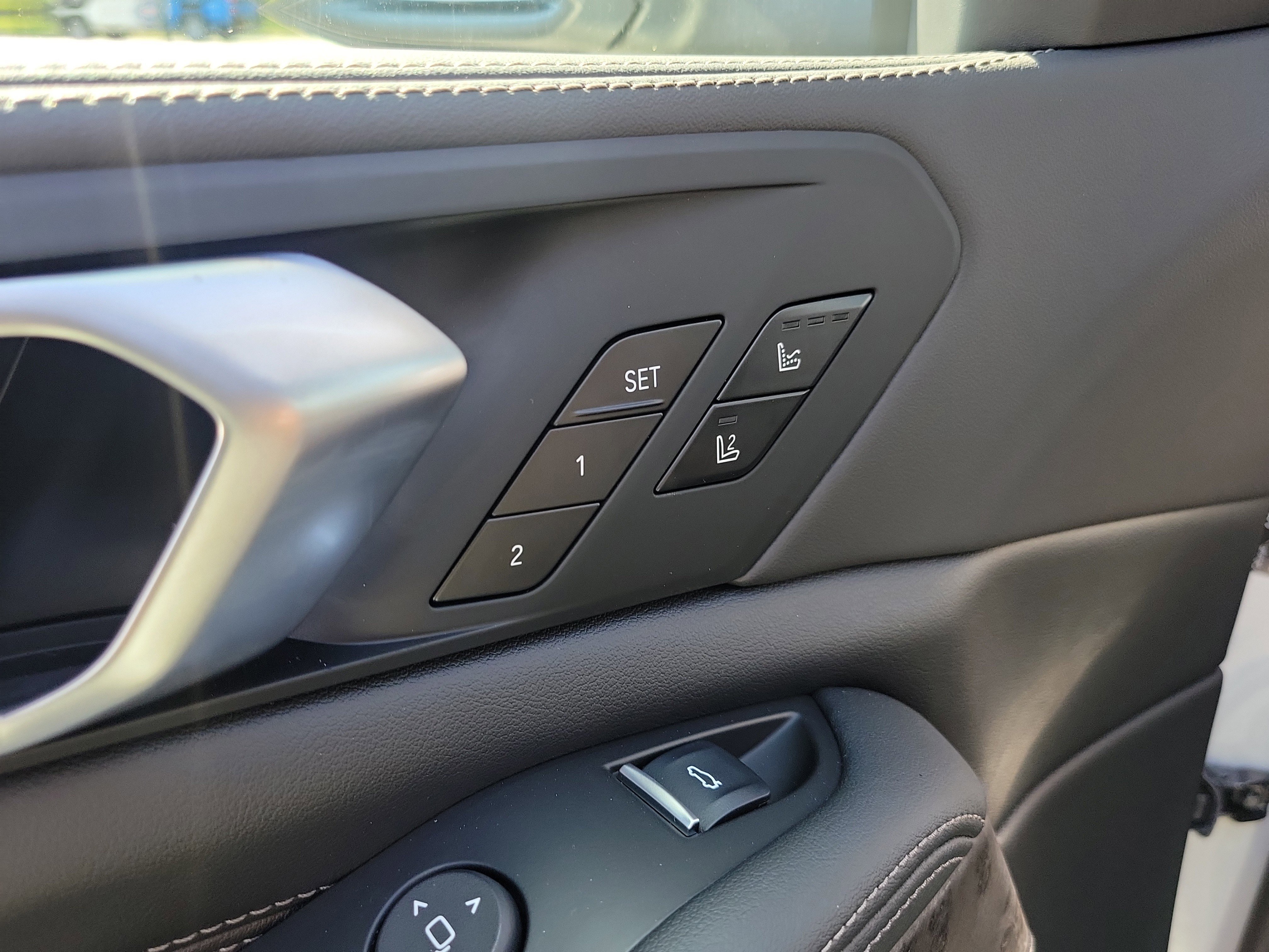 New 2026 BMW X5 sDrive40i w/ Climate Comfort Package image 21