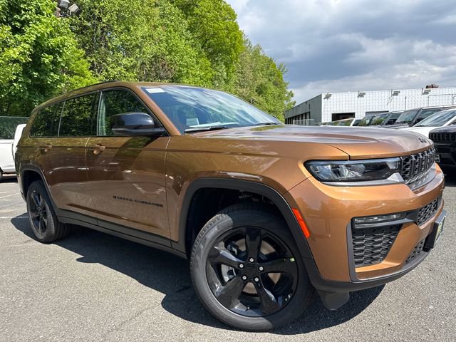 New 2026 Jeep Grand Cherokee L Limited w/ Limited Altitude Package