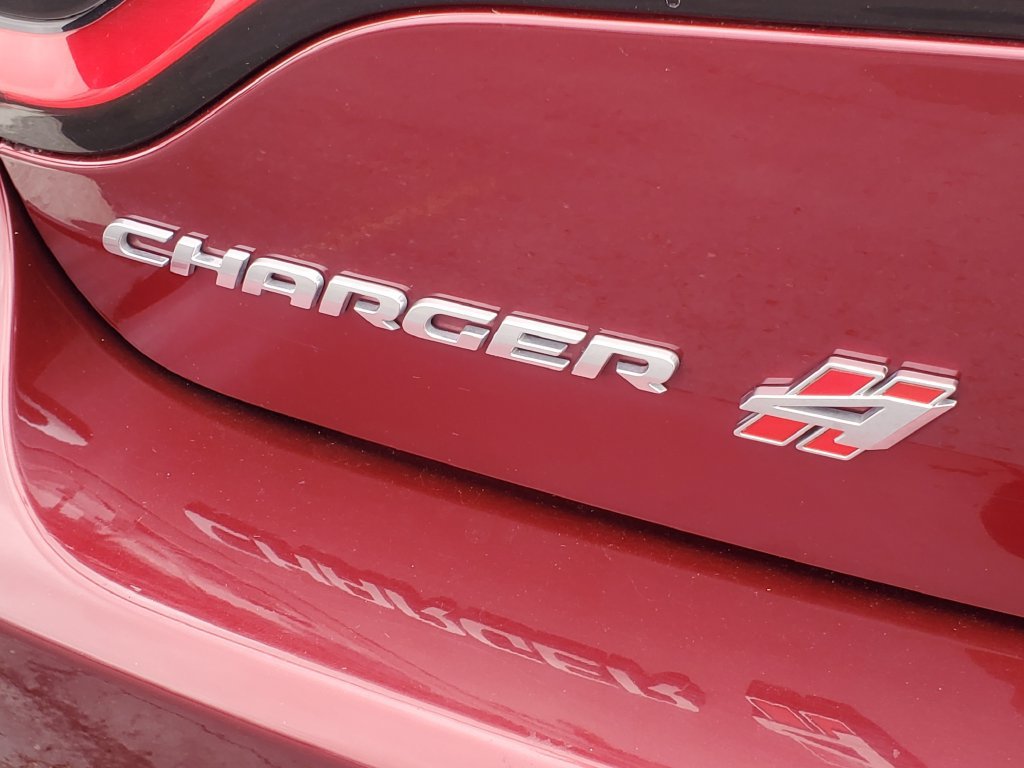 Used 2020 Dodge Charger SXT w/ Cold Weather Package AWD/4WD image 29