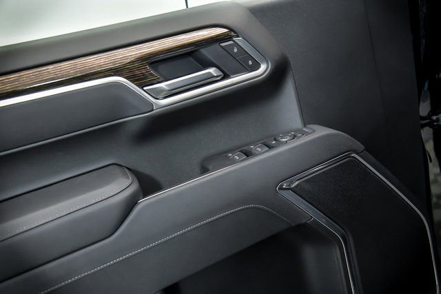 New 2025 GMC Sierra 1500 SLE w/ Preferred Package image 6