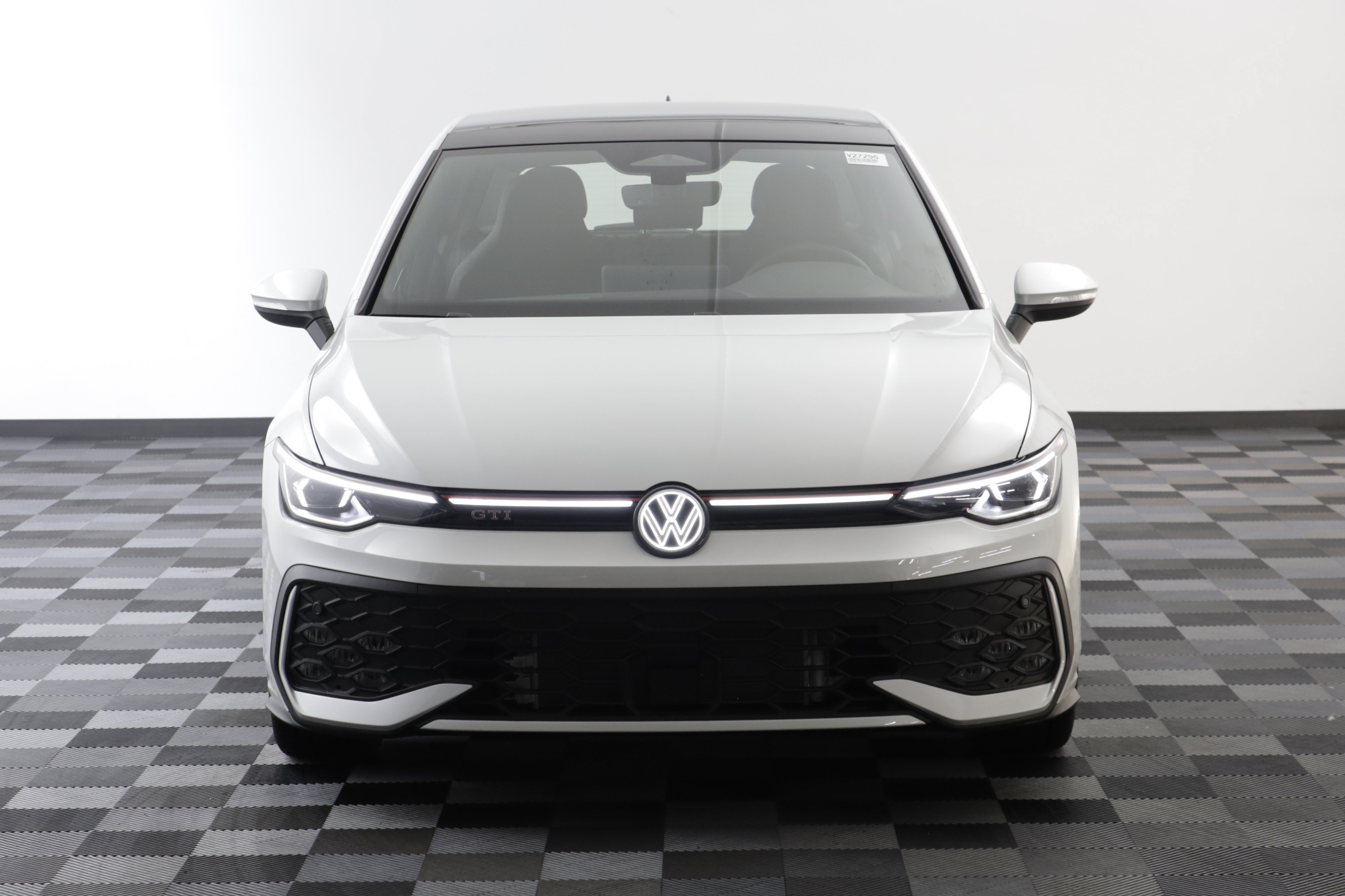 New 2026 Volkswagen GTI SE FWD image 25