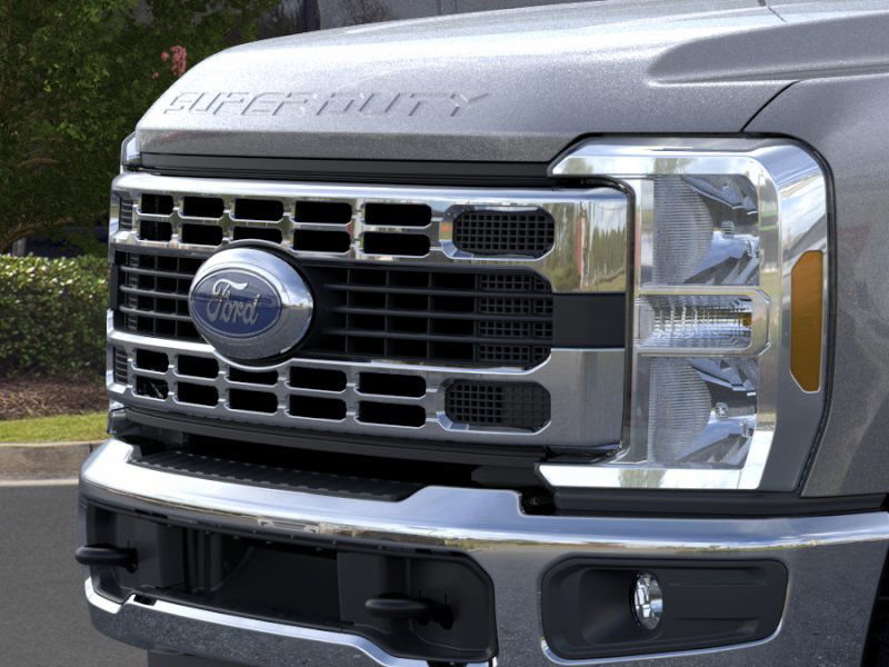 New 2025 Ford F350 XL w/ XL Chrome Package image 17