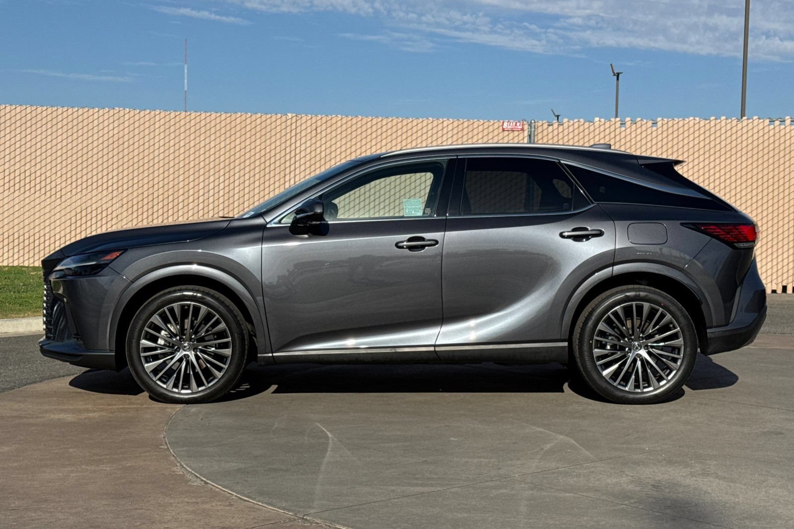 Used 2024 Lexus RX 450h AWD w/ Convenience Package image 7