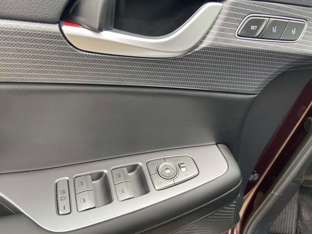 Used 2025 Hyundai Palisade Limited image 12