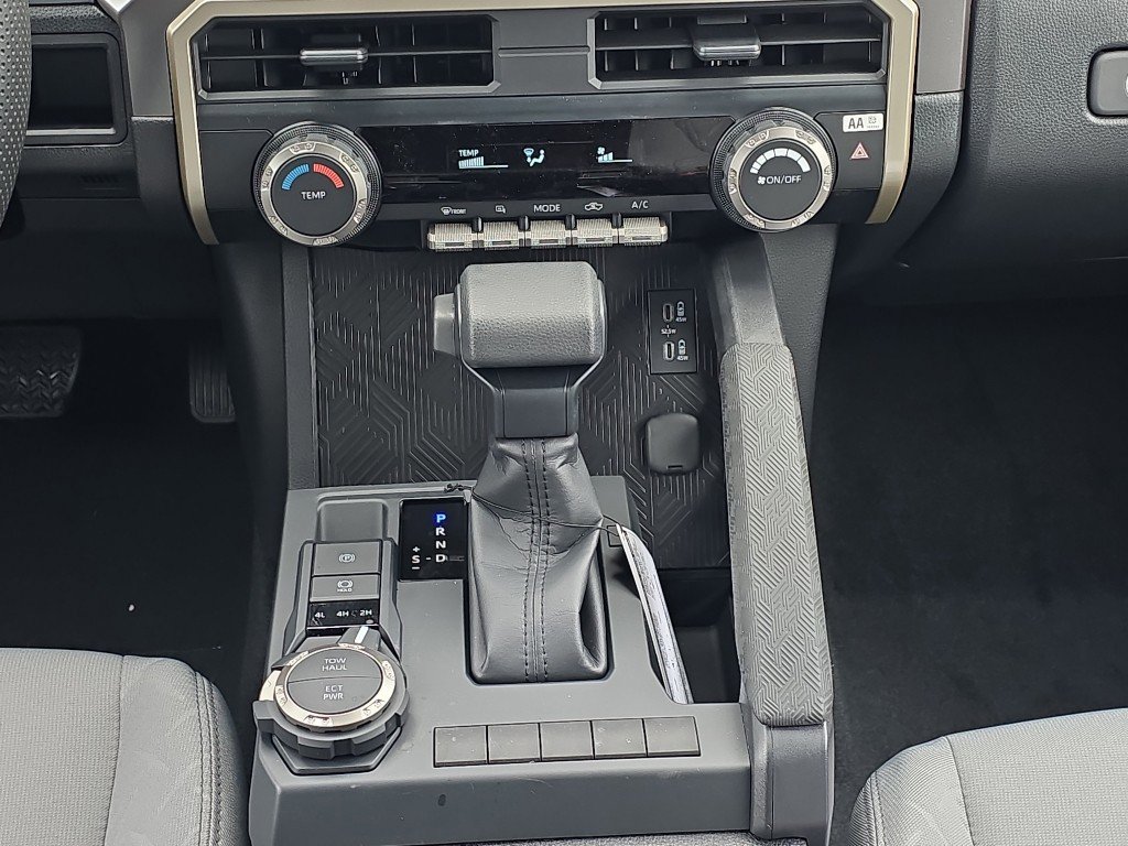 Used 2026 Toyota Tacoma SR5 image 22