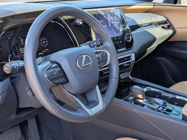 Used 2025 Lexus RX 350 FWD w/ Technology Package image 10