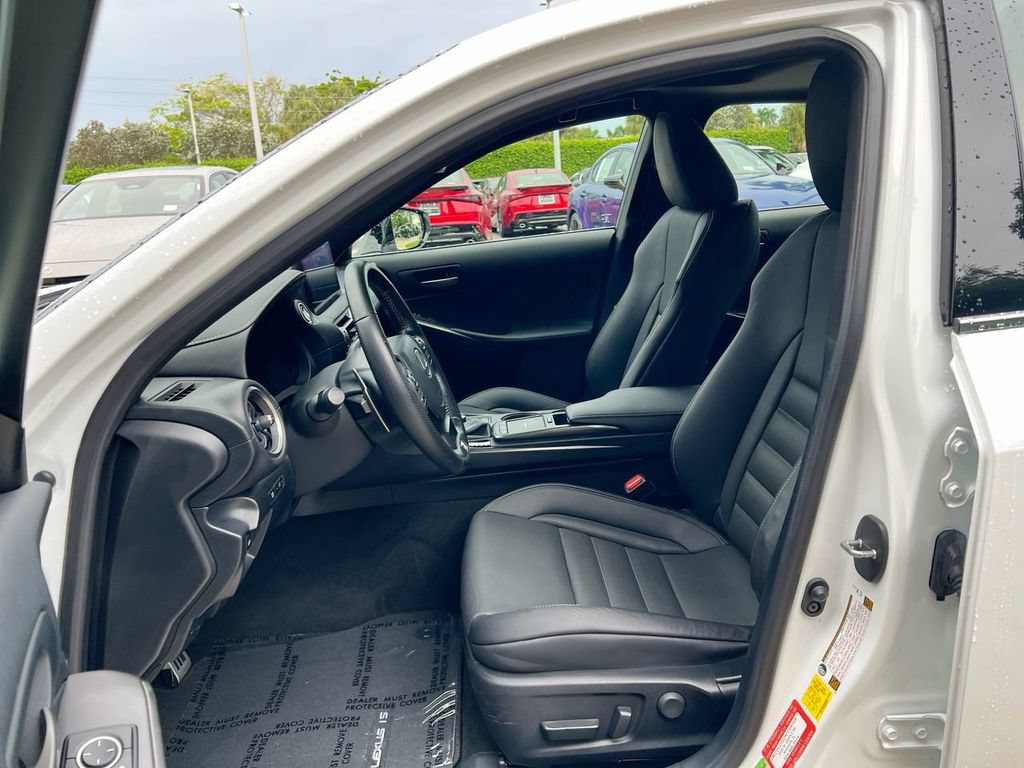 Certified 2022 Lexus IS 350 F Sport RWD image 12