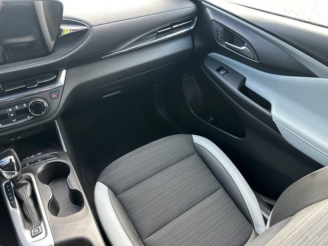 Used 2025 Buick Envista Preferred w/ Convenience I Package FWD image 19