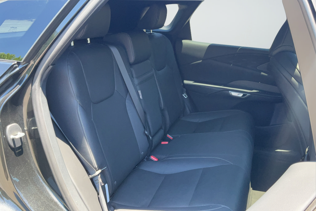 Used 2023 Lexus RX 350 F Sport w/ Accessory Package AWD/4WD image 20