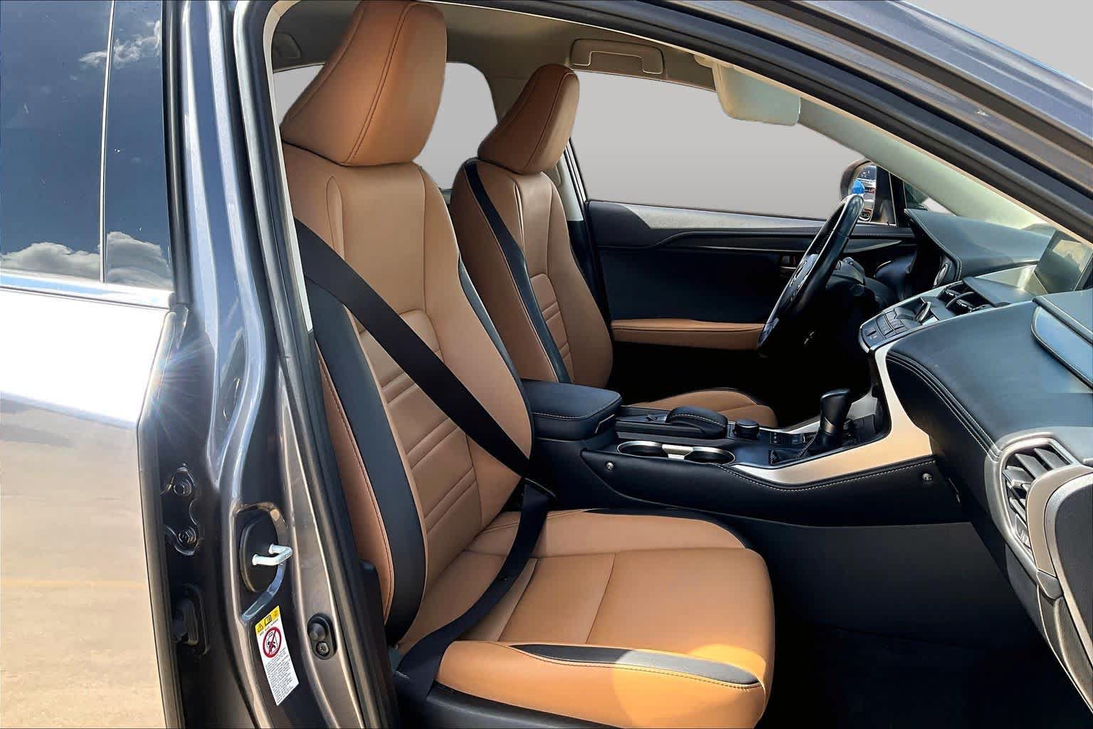 Used 2016 Lexus NX 200t FWD image 9