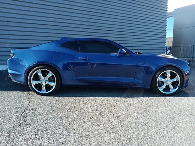 Used 2022 Chevrolet Camaro LT w/ RS Package image 2