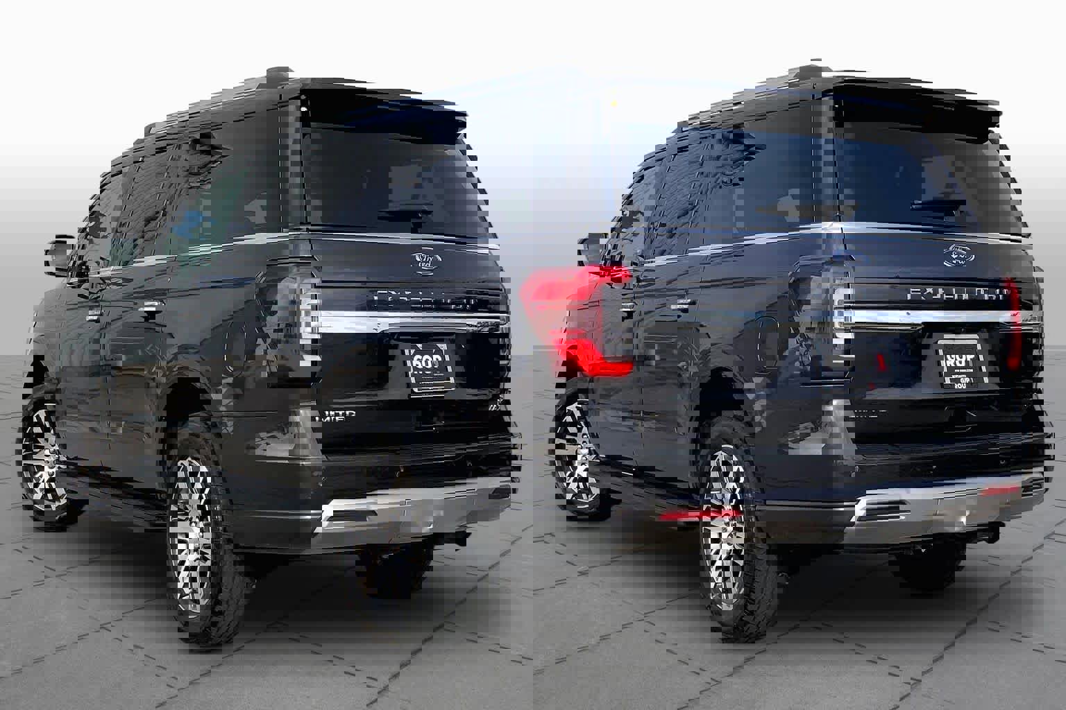 Used 2024 Ford Expedition Max Limited RWD image 12