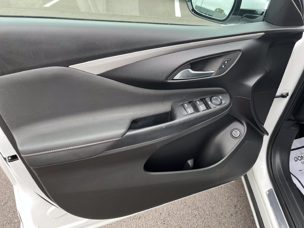 Used 2024 Buick Envista Avenir FWD image 11
