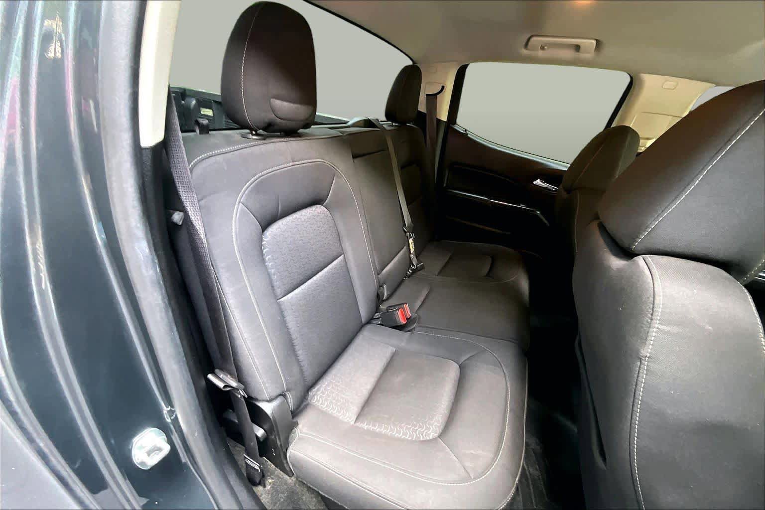 Used 2016 GMC Canyon SLE RWD image 19