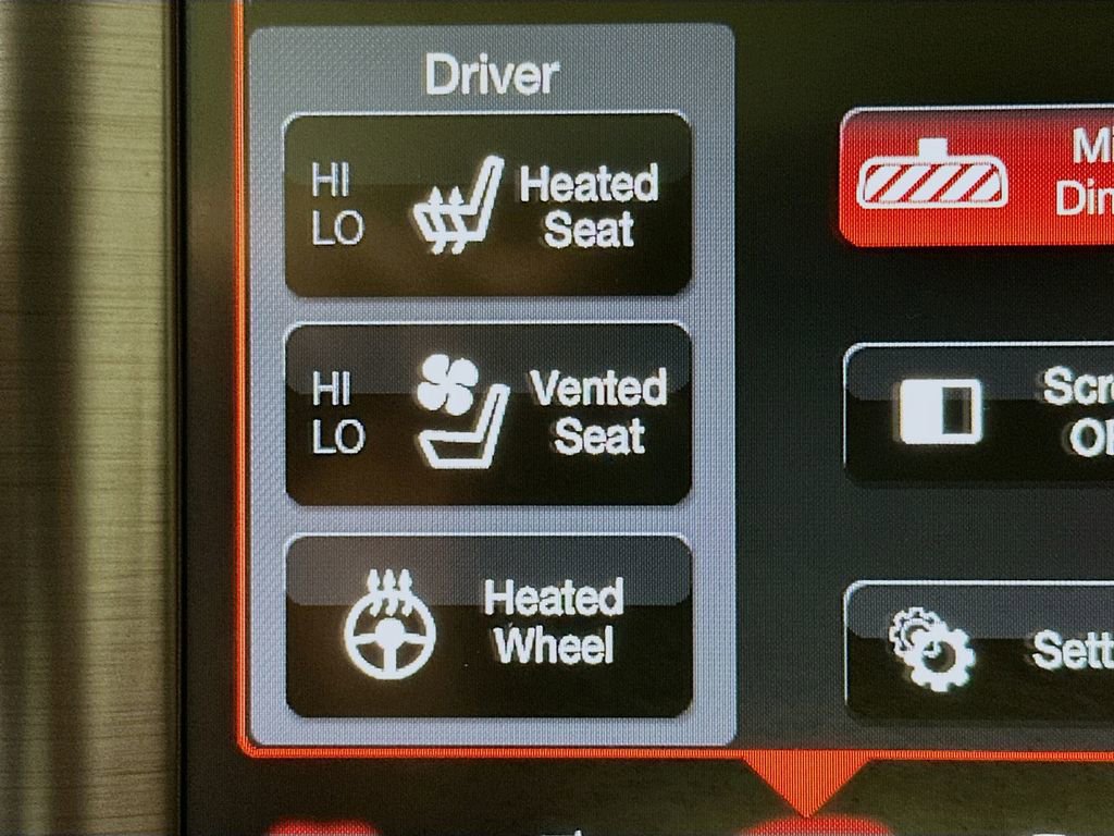Used 2016 Dodge Challenger R/T Plus RWD image 24