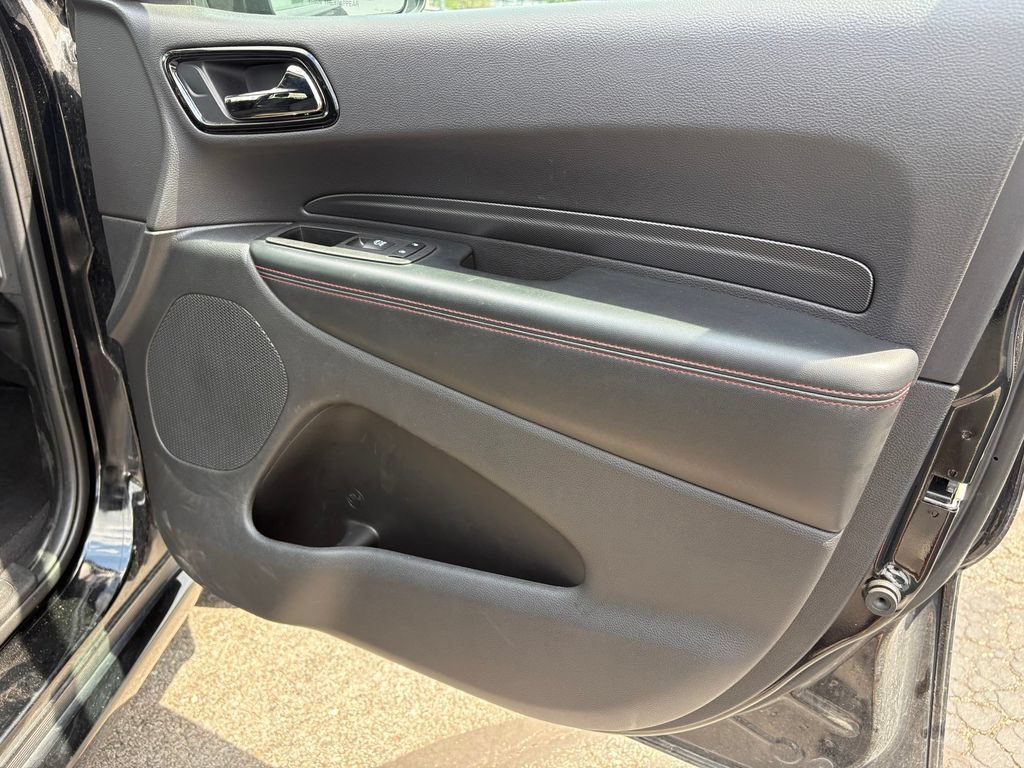 Used 2025 Dodge Durango GT AWD/4WD image 11